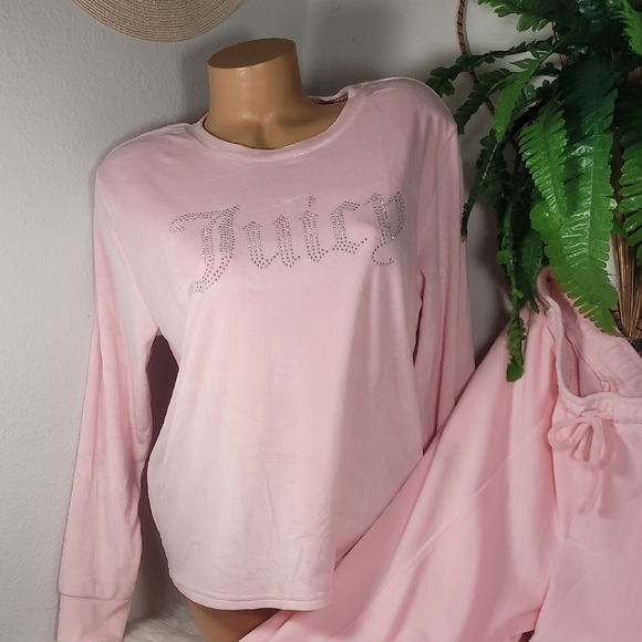 Juicy Couture Rhingstones Light Pink Pajama Set NWT2130
